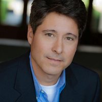 Robert Dugoni